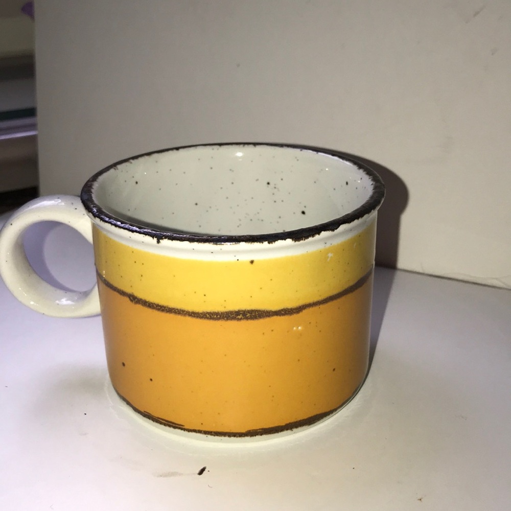Stonehenge Wedgewood Midwinter sun pattern…